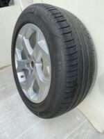 Range Rover Sport L494 Genuine Alloy Wheel & Michelin Tyre 255/55 R20 Inch 6.4* - Image 3