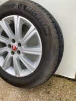 Jaguar E Pace X540 Genuine Alloy Wheel & Michelin Latitude Tyre 235/60 18 Inch * - Image 3