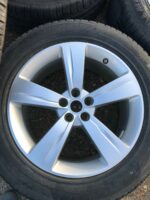 Range Rover Velar L560 4x 255/55 R19 Inch Alloy Wheels Michelin Latitude Tour - Image 6
