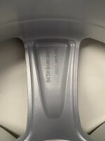 New LR091536 Range Rover Velar 19" X 8.5 - 5 Spoke Style 5046 Silver Alloy Wheel - Image 8