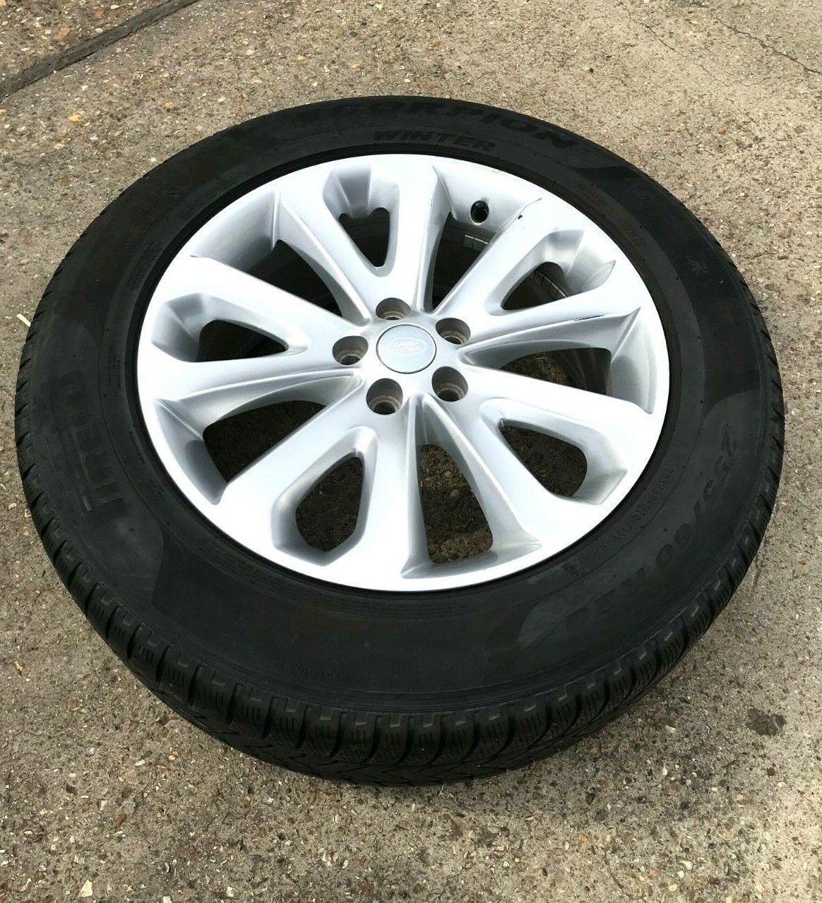 Range Rover Vogue L405 255/60 R20 Inch Alloy Wheel Pirelli Scorpion Winter Tyre Main Image Range Rover Vogue L405 255/60 R20 Inch Alloy Wheel Pirelli Scorpion Winter Tyre - Image 1