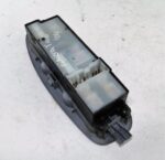 80960BU400 Nissan Almera Genuine Right Driver Side Electric Window Switch Button - Image 4