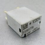 713-Vauxhall Opel Chevrolet (09-17) 4-Pin Silver Relay GM 13361776 140291A K004