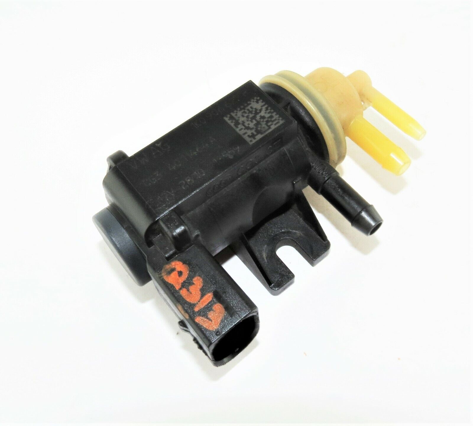1K0906627B Audi VW Skoda Genuine Turbo Boost Pressure Converter/Solenoid Valve Main Image 1K0906627B Audi VW Skoda Genuine Turbo Boost Pressure Converter/Solenoid Valve - Image 1