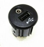 28023BH00A Nissan Juke Qashqai Micra Note Genuine Audio Input and USB Socket