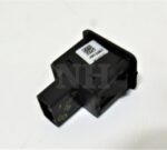 25832461 Vauxhall/ Opel Corsa D Genuine GM Aux In Audio In Port Socket - Image 2