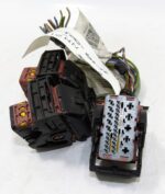 9666700180 Citroen Peugeot Genuine (3x Set G B B) ECU Fuse Box Socket Connection - Image 8