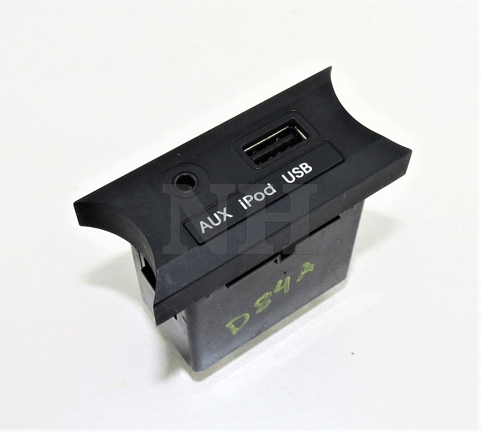 96120-1W000 Kia Rio Genuine GM Aux Input USB ASS'Y - USB Port Adopter Main Image 96120-1W000 Kia Rio Genuine GM Aux Input USB ASS'Y - USB Port Adopter - Image 1