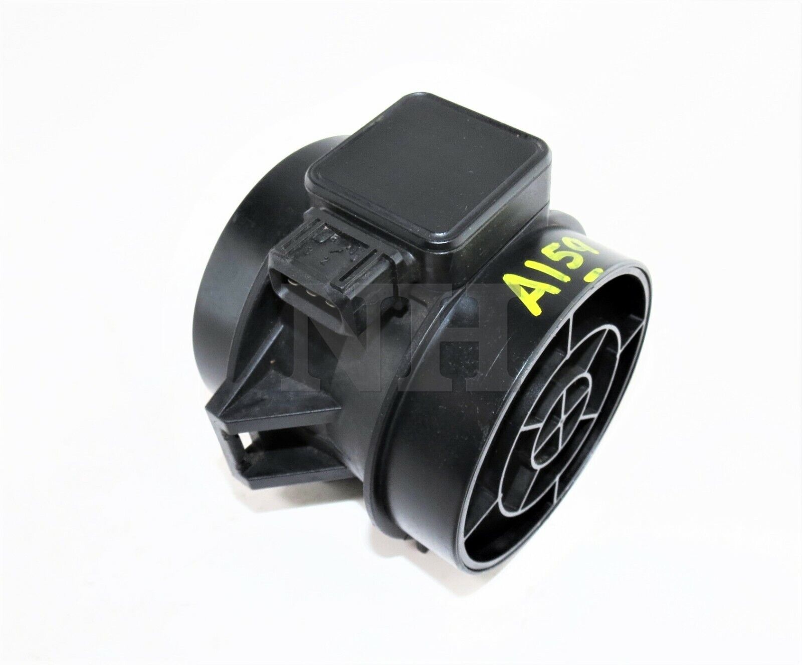 MHK100620 Land Rover Discovery II Defender 2.5L Genuine Mass Air Flow Sensor Main Image MHK100620 Land Rover Discovery II Defender 2.5L Genuine Mass Air Flow Sensor - Image 1