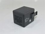 Genuine Mitsubishi L200 Turn Signal Flasher Hazard Relay Denso MA066500-4170 - Image 8
