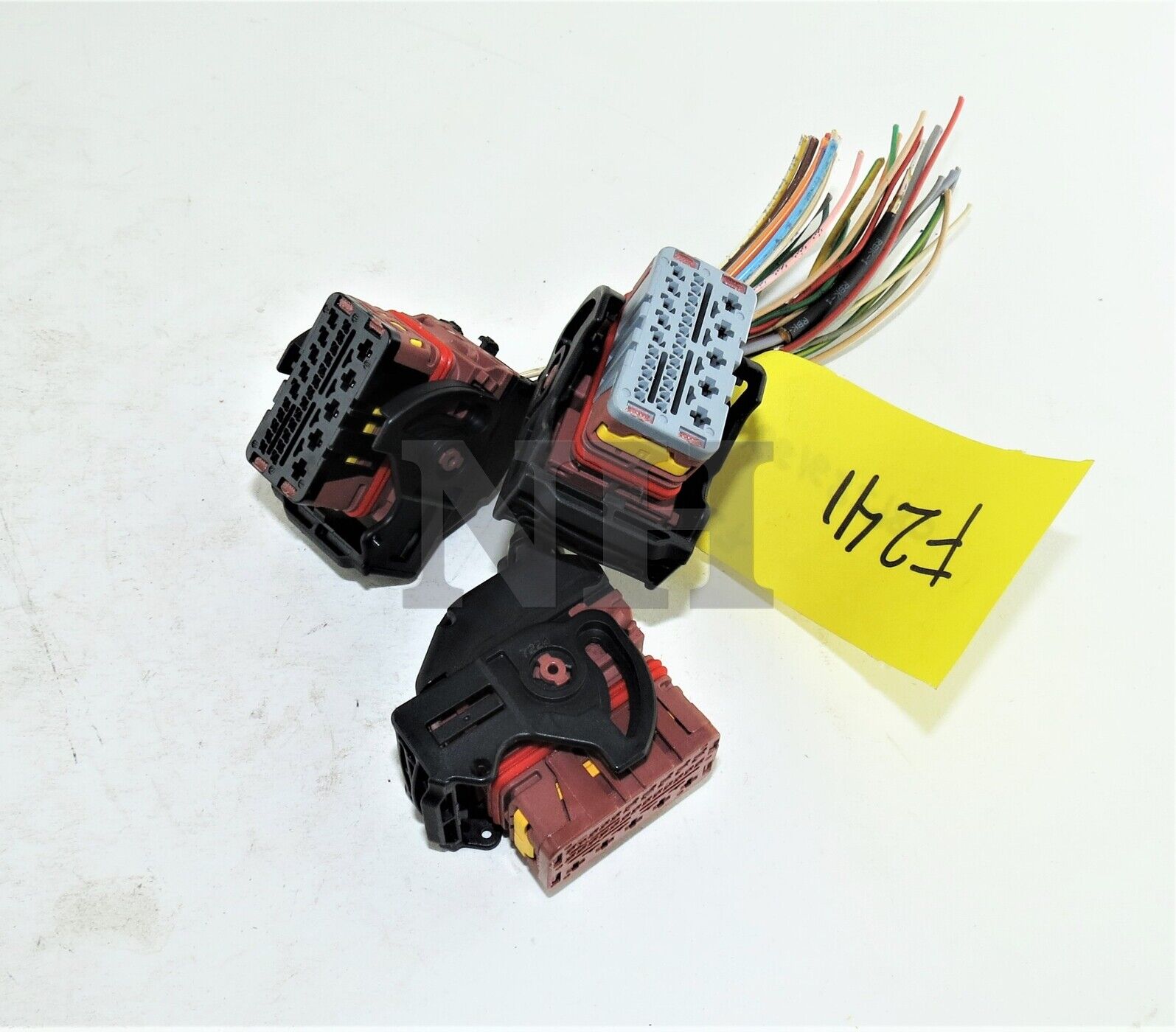 9664055780 Citroen Peugeot ECU BSM 3x/ Set Grey Brown Black Socket Connection Main Image 9664055780 Citroen Peugeot ECU BSM 3x/ Set Grey Brown Black Socket Connection - Image 1