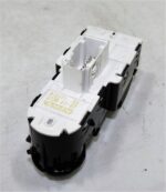 96783350ZD Citroen Peugeot Van Genuine Driver Side Electric Window Switch Lifter - Image 2