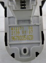 96783350ZD Citroen Peugeot Van Genuine Driver Side Electric Window Switch Lifter - Image 9