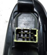 8200084012 Renault Clio MK2  3Dr Genuine Right Side Electric Window Switch - Image 7
