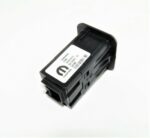 735600659 Jeep Renegade Genuine Mopar USB Port/Socket Connection - Image 3