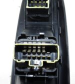 8200084012 Renault Clio MK2  3Dr Genuine Right Side Electric Window Switch - Image 8