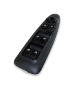 935702G600 Kia Magentis Genuine Right Driver Side Electric Window Switch Button