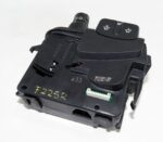 88103003 Renault Clio 3 Modus Genuine Windscreen Wiper Audio Source Switch Stalk - Image 2