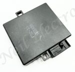 30818305 Maserati Quattroporte Genuine Left Front Driver Seat Control Module - Image 2