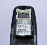 82960JY00A Renault Koleos Genuine Passenger Side Electric Window Switch Lifter - Image 7