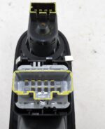 8200356515 Renault Clio MK3 Genuine Driver Side Electric Window Switch - Image 6