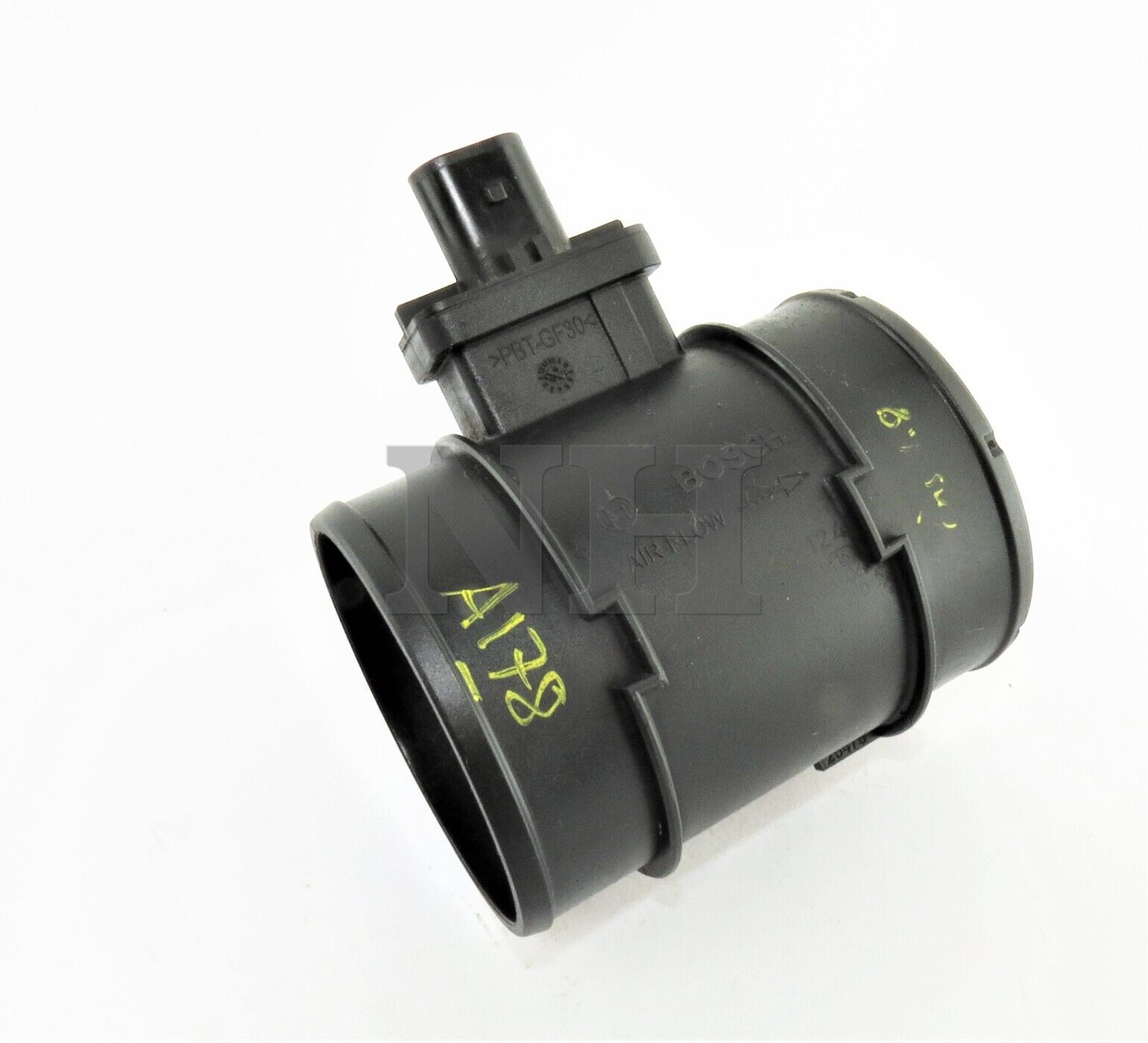 13262124 Vauxhall Insignia Meriva 1.6-1.8L Genuine Bosch Mass Air Flow Sensor Main Image 13262124 Vauxhall Insignia Meriva 1.6-1.8L Genuine Bosch Mass Air Flow Sensor - Image 1
